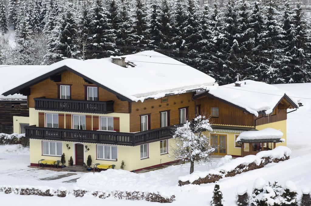 Haus Dachstein Schnitzer Hotel Eben Im Pongau Exterior photo